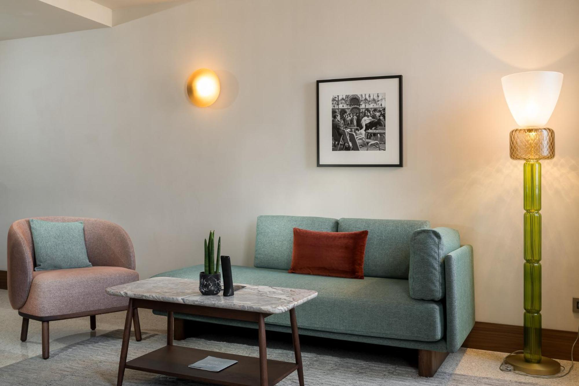 Ca'Di Dio-Small Luxury Hotel ヴェネツィア エクステリア 写真 A living room at the hotel